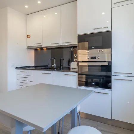 Daire T1 Avenida Vieira Guimaraes *