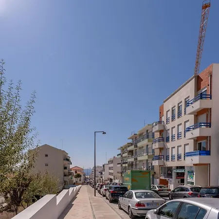 Daire T1 Avenida Vieira Guimaraes *